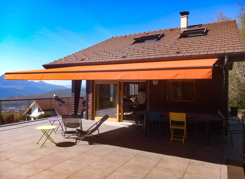 Imperium Ouvertures_Protection solaire_Store banne