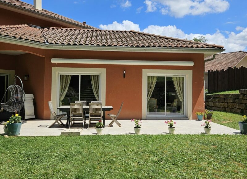 Imperium Ouvertures Store banne protection terrasse