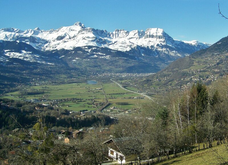 Cluses_Vallée_De_L'Arve