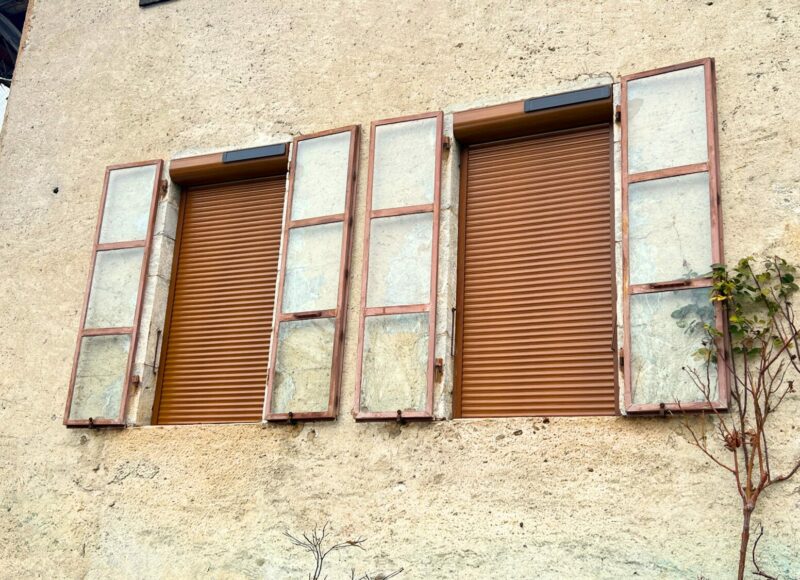 Volet Troulant Solaire Chêne Doré